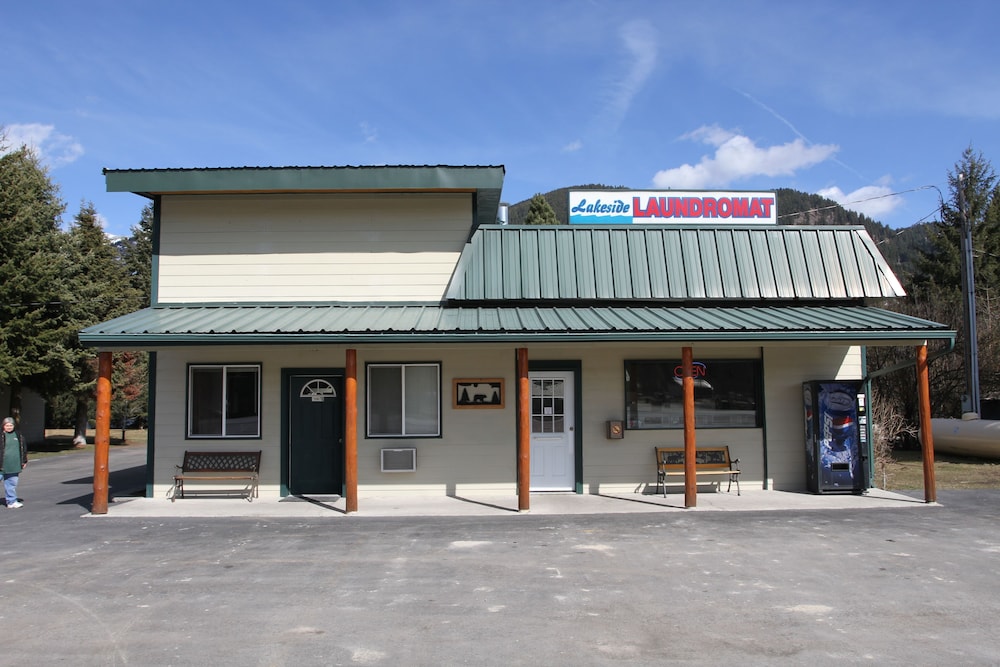 Lakeside Resort and Motel - photo 7