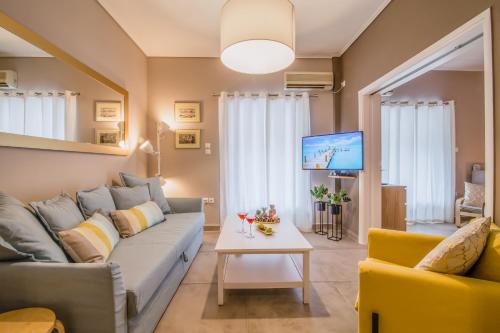 Glyfada's Central Apartment — 4-Star Luxury Hotel in Athens, Greece