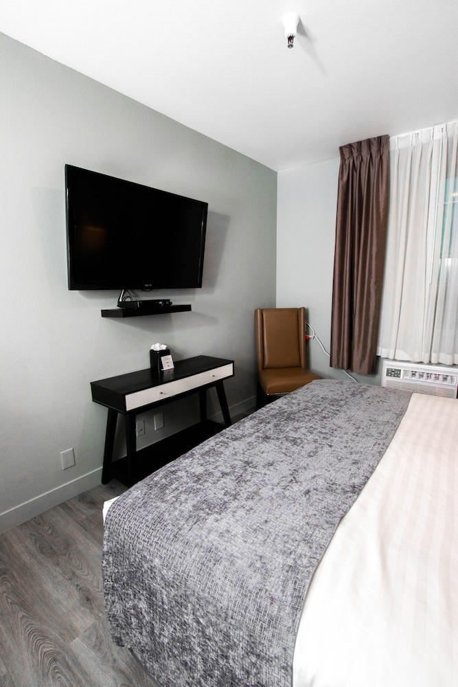 Urban Boutique Hotel - photo 40