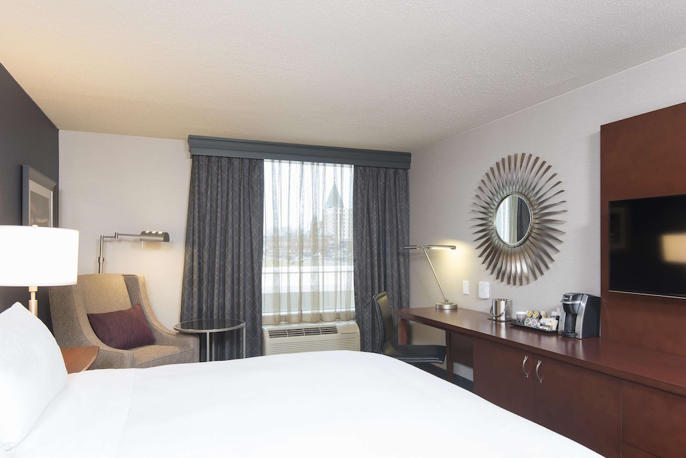 DoubleTree by Hilton Schenectady Downtown - photo 7