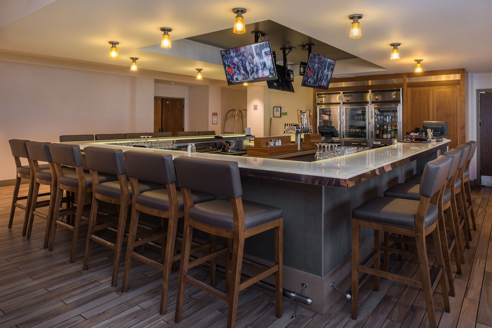 DoubleTree by Hilton LAX El Segundo - photo 39