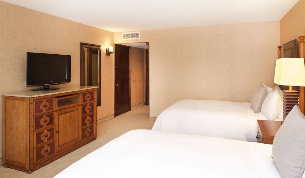 Lake Arrowhead Resort and Spa - photo 7