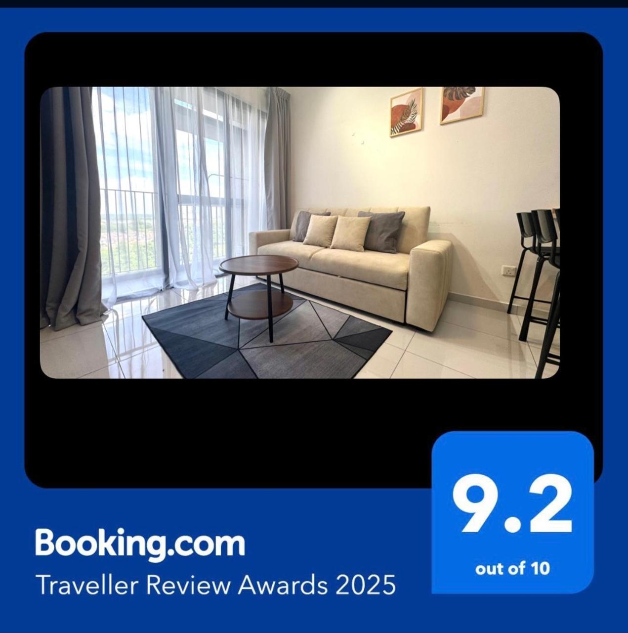 Sky Trees Bukit Indah netflix and wifi — 4-Star Luxury Hotel in Johor Bahru, Malaysia
