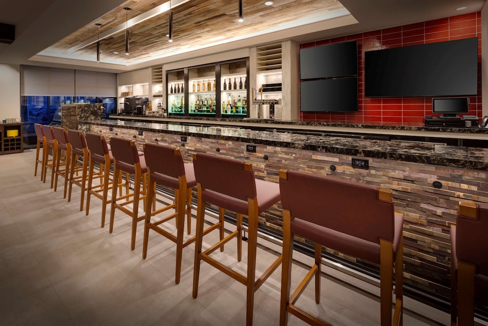 Hilton Garden Inn Haymarket - photo 51