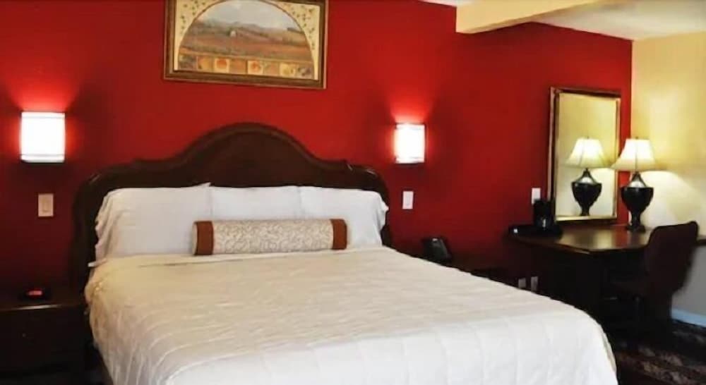 A Nights Inn - photo 12