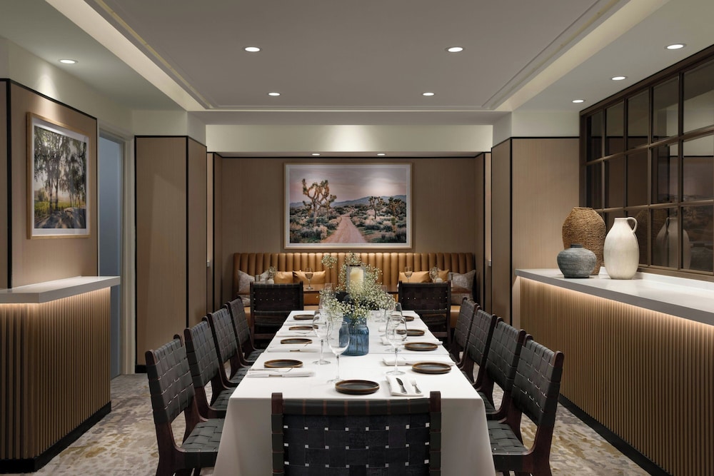 Sheraton Universal Hotel - photo 55