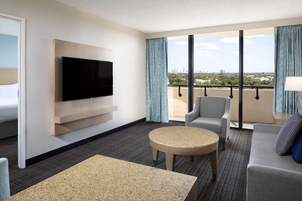 Embassy Suites by Hilton Tampa Airport Westshore - photo 29