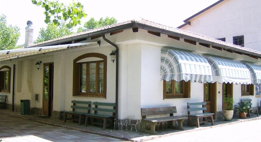 Hotel Zi Marianna — Pertosa