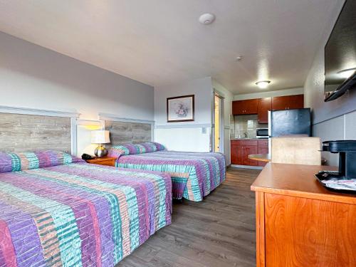 Emerald Best Motel - photo 19