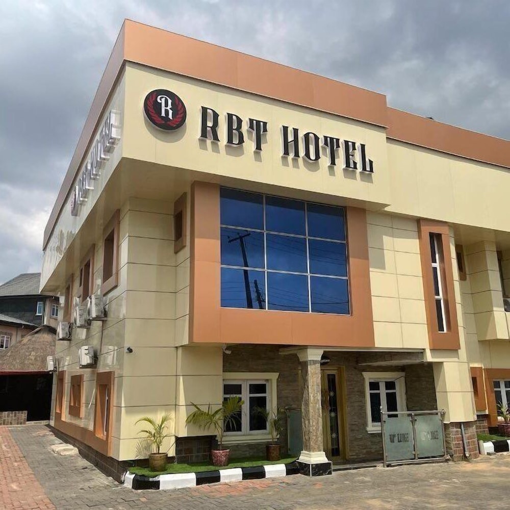 Rbt Hotel - carbon neutral hotel in Lagos