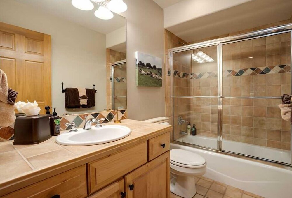 Evergreen Townhome #1 - photo 3