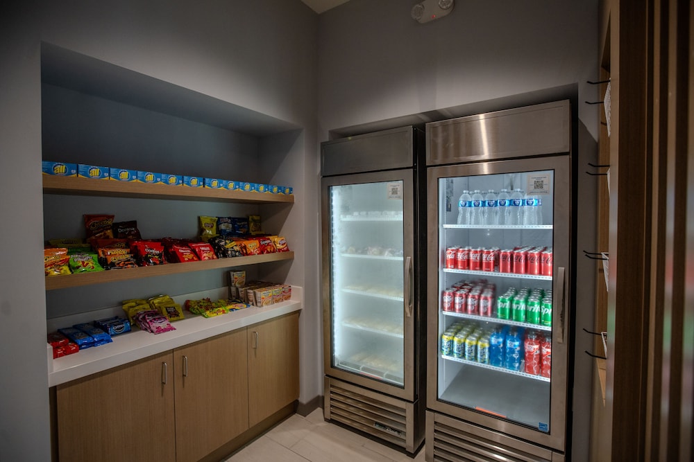 Holiday Inn Express Cleveland by IHG - photo 39