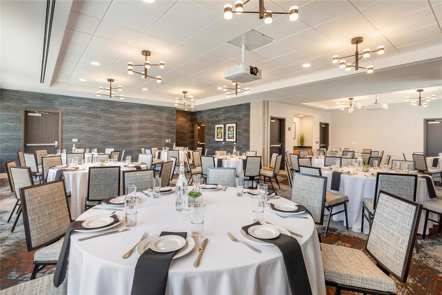 Cambria Hotel Denver Downtown RiNo - photo 42