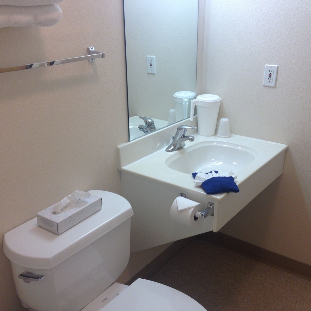 Windbreak Hotel - photo 33