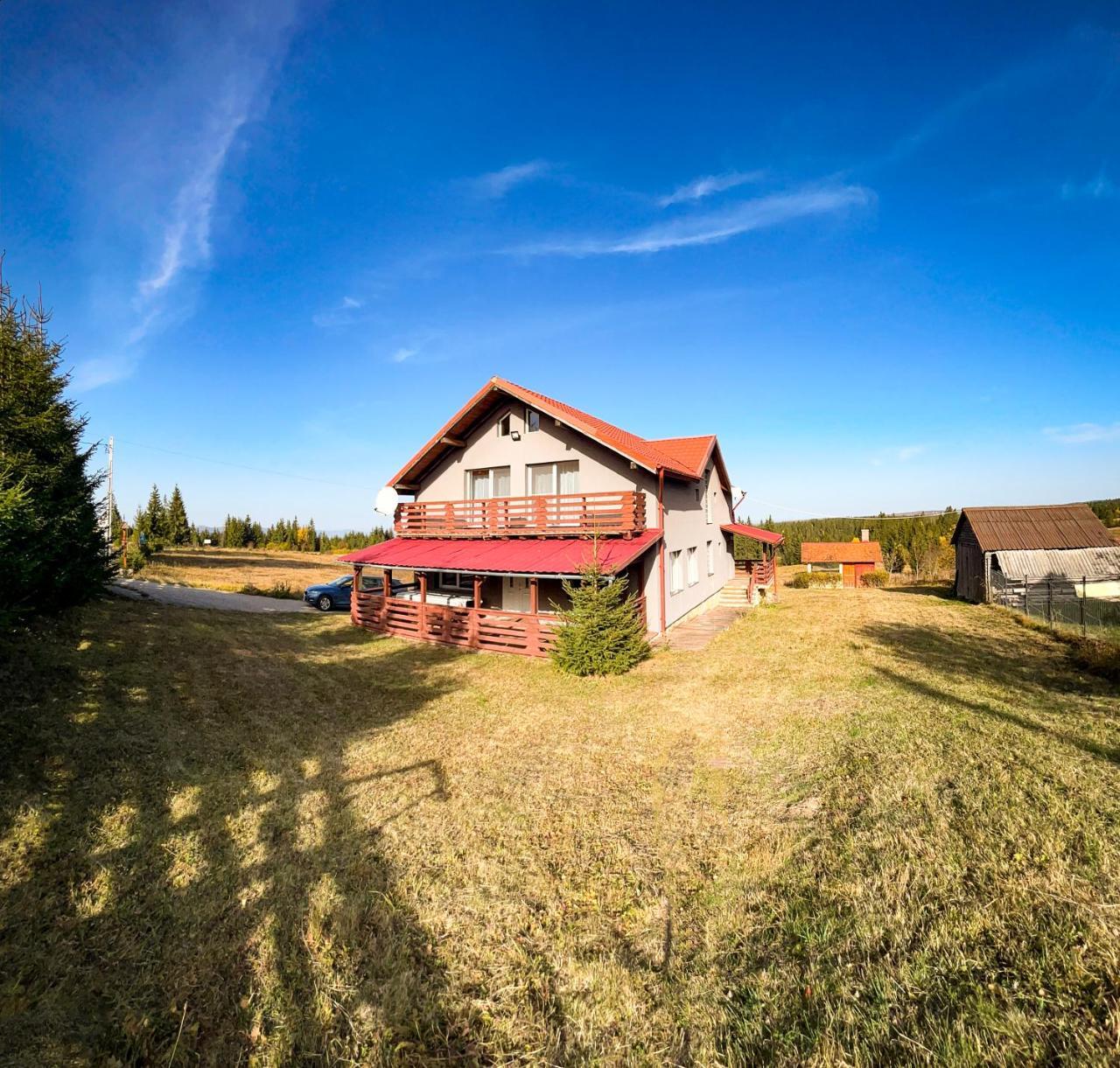 B&C Mountain Retreat — hotel in Balcesti