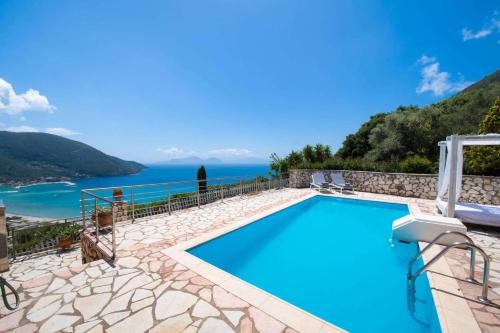 Sunrise Vista — Vasiliki