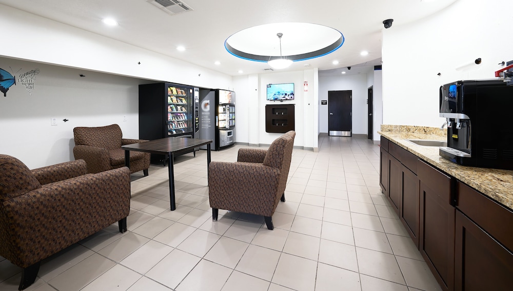 Emblaze Hotel - photo 13