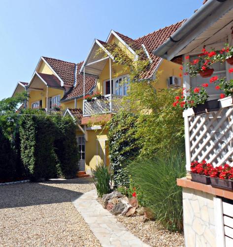 Castello Vendeg Es Apartmanhaz in Eger, Hungary