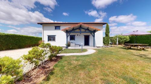 O Coeur du Bois - carbon neutral hotel in Unknown City