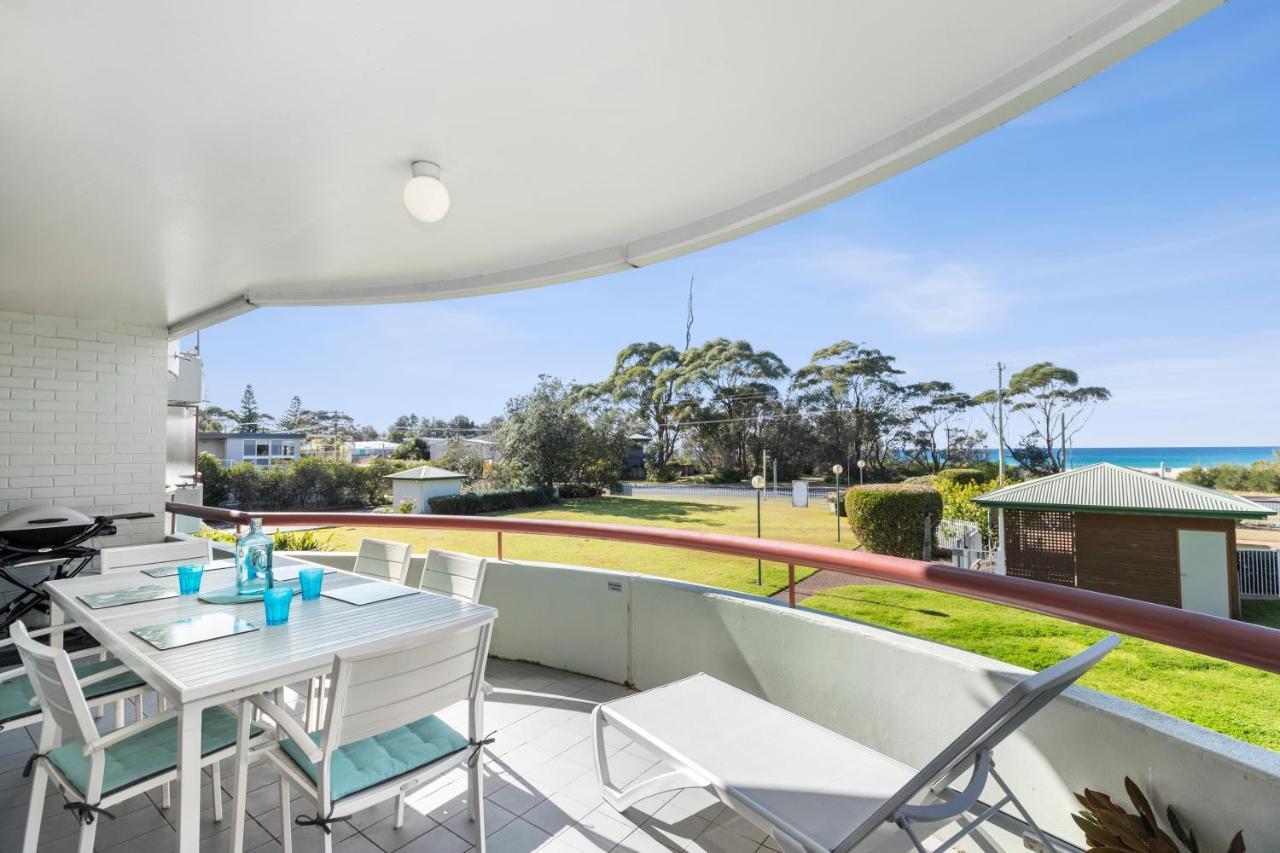 Fathoms 8 2BR beach resort apartment in Mollymook, Australia