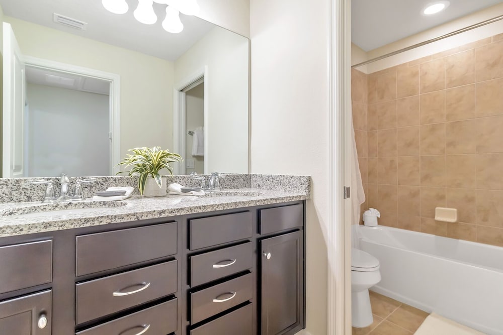 Solterra Resort 7BD Brand New Pool Home #7st565 - photo 16