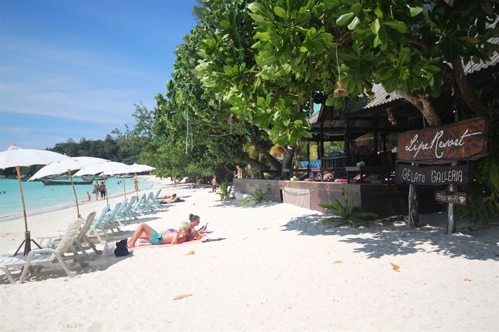 Lipe Resort in Satun, Thailand