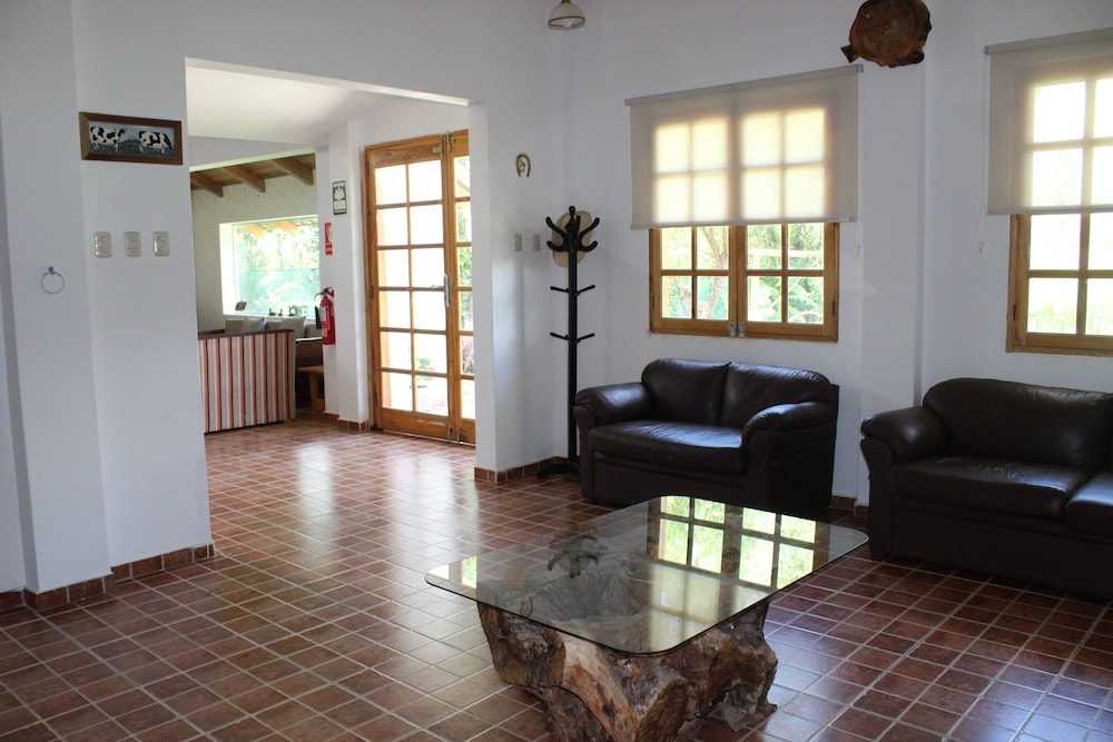 Santa Elena Hotel - last minute hotel in Cachachi