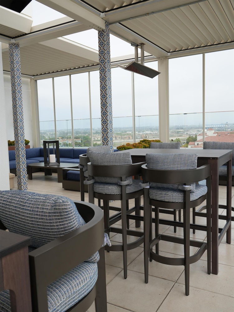 The Waterfront Beach Resort A Hilton Hotel - photo 250