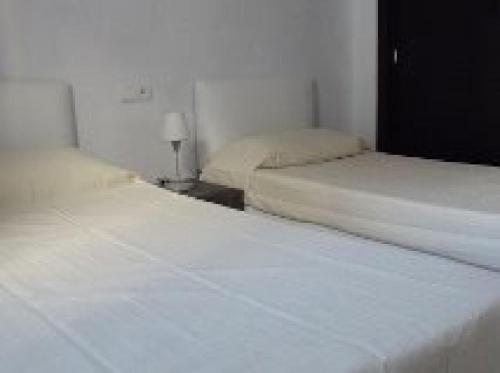 Apartamentos San Antonio Beach