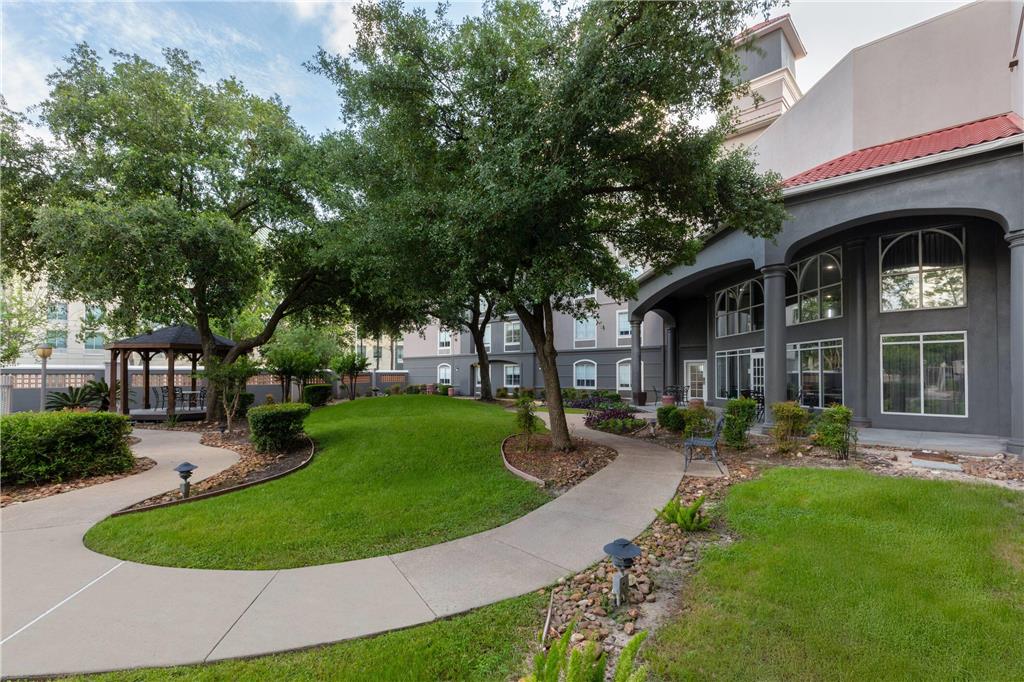 La Quinta Inn & Suites by Wyndham Houston Bush IAH South - photo 36