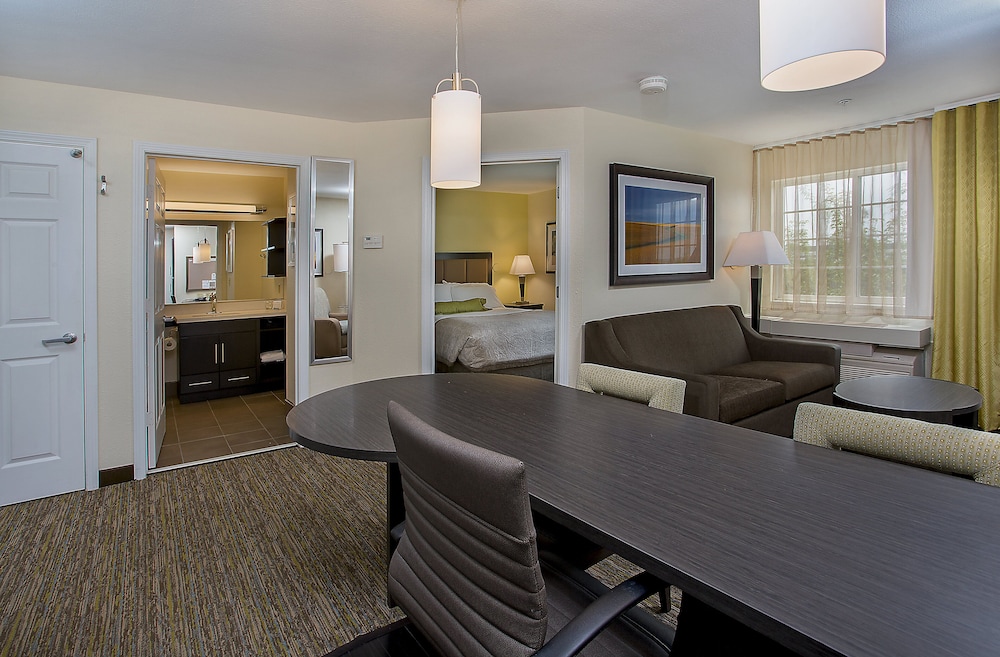 Candlewood Suites Louisville Airport by IHG - photo 7