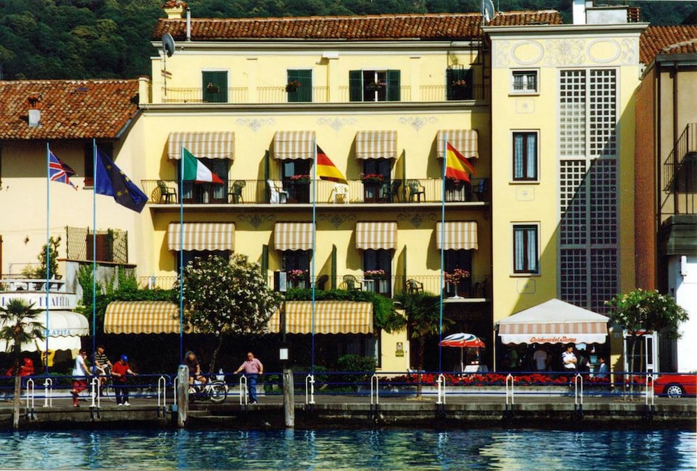 Hotel Milano - carbon neutral hotel in Iseo