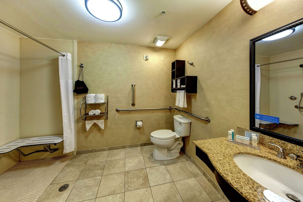 Hampton Inn & Suites Chadds Ford - photo 28