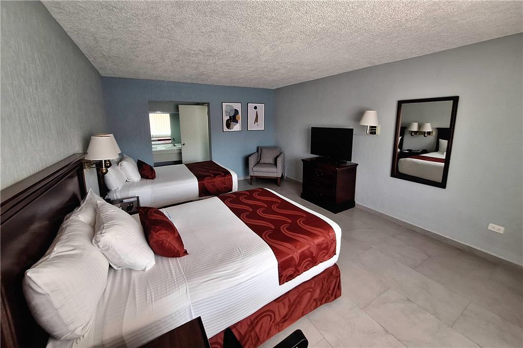 Guest room