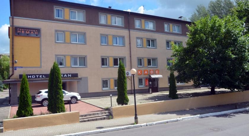 Kronus - carbon neutral hotel in Neman