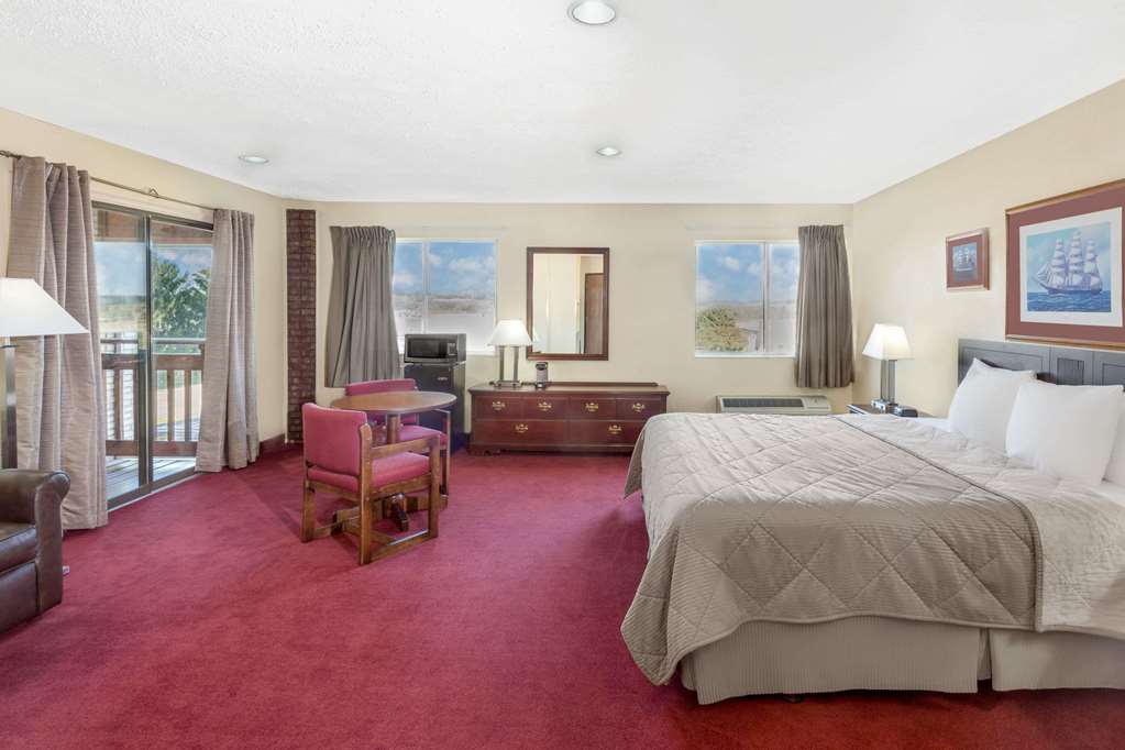 Days Inn by Wyndham Jackson - photo 2