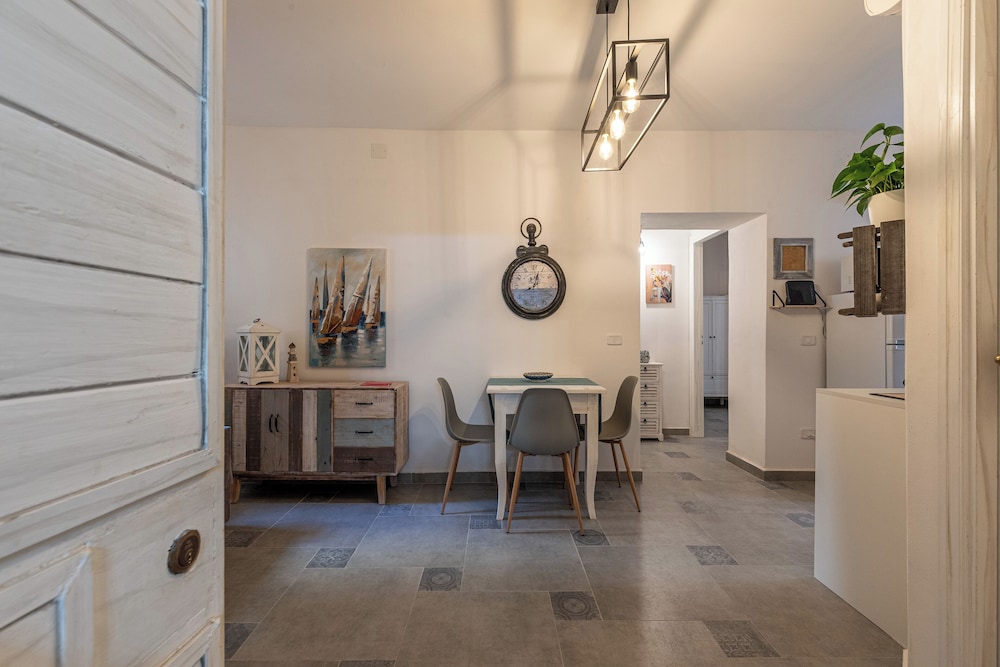 Casa delle Travi by Wonderful Italy — 4-Star Luxury Hotel in Palermo, Italy