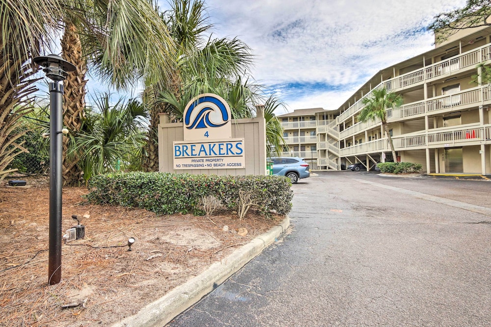 Walk to Bars & Shops: Resort Condo in Hilton Head - photo 26