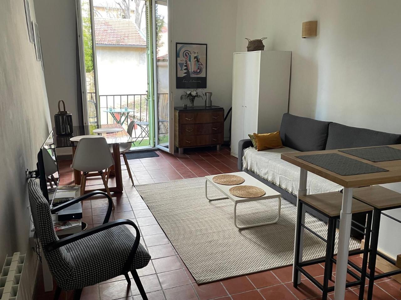 Studio Avec Balcon Sur Cour — Aix-En-Provence — photo 3