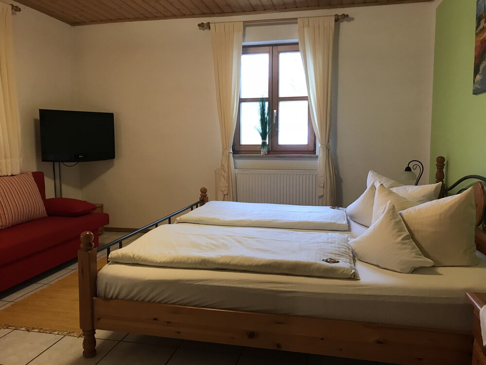 Gut Weihersmühle — hotel in Leutershausen