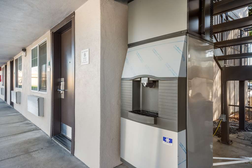 Americas Best Value Inn Santa Rosa CA - photo 9