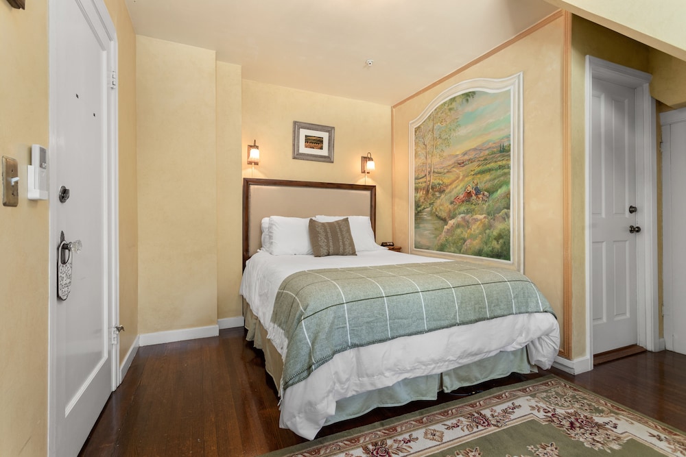 Candlelight Inn Napa Valley - photo 12