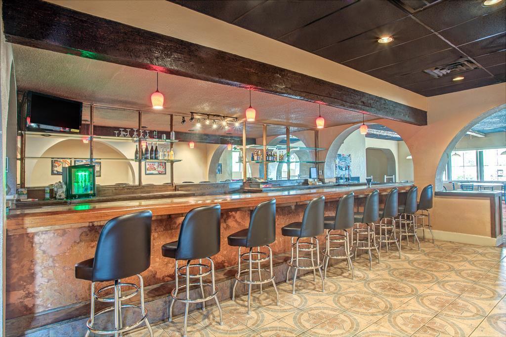 Knights Inn Memphis - photo 11