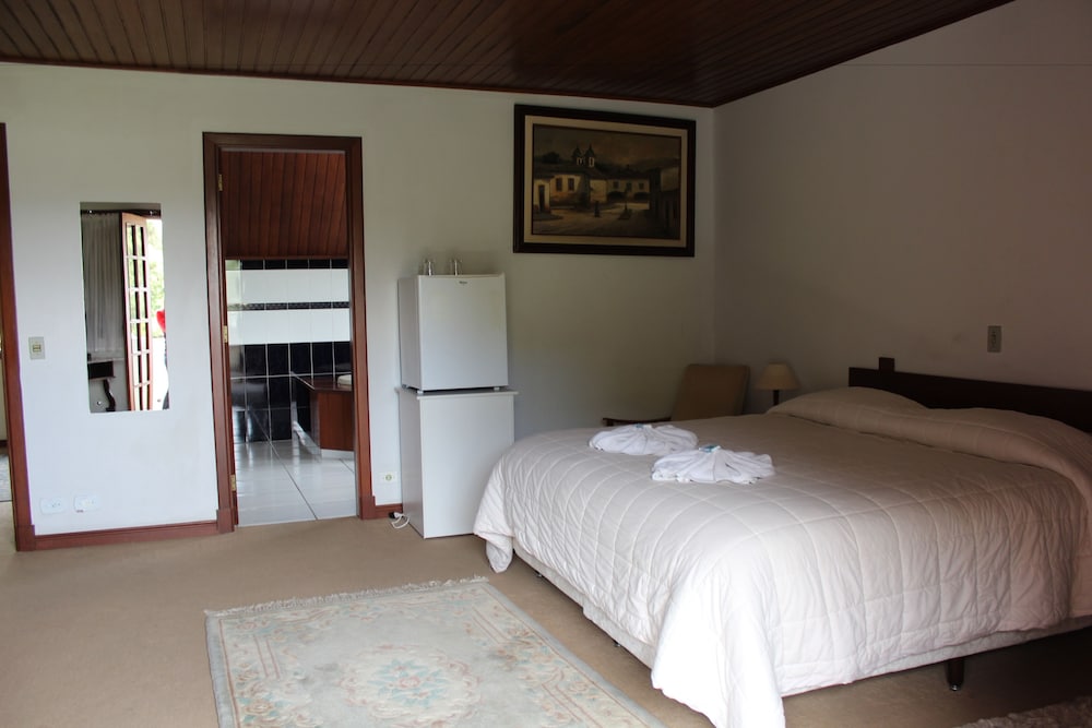 Pousada Lucerna — Campos Do Jordao — photo 4
