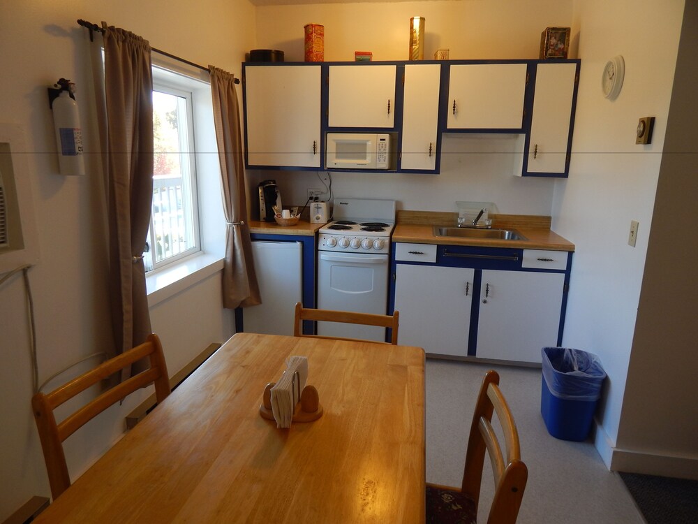 Acadia Sunrise Motel - photo 11