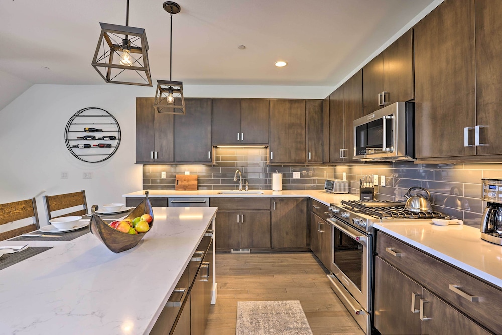 Modern Townhome 4 Mi to Winter Park Resort Fraser - photo 11