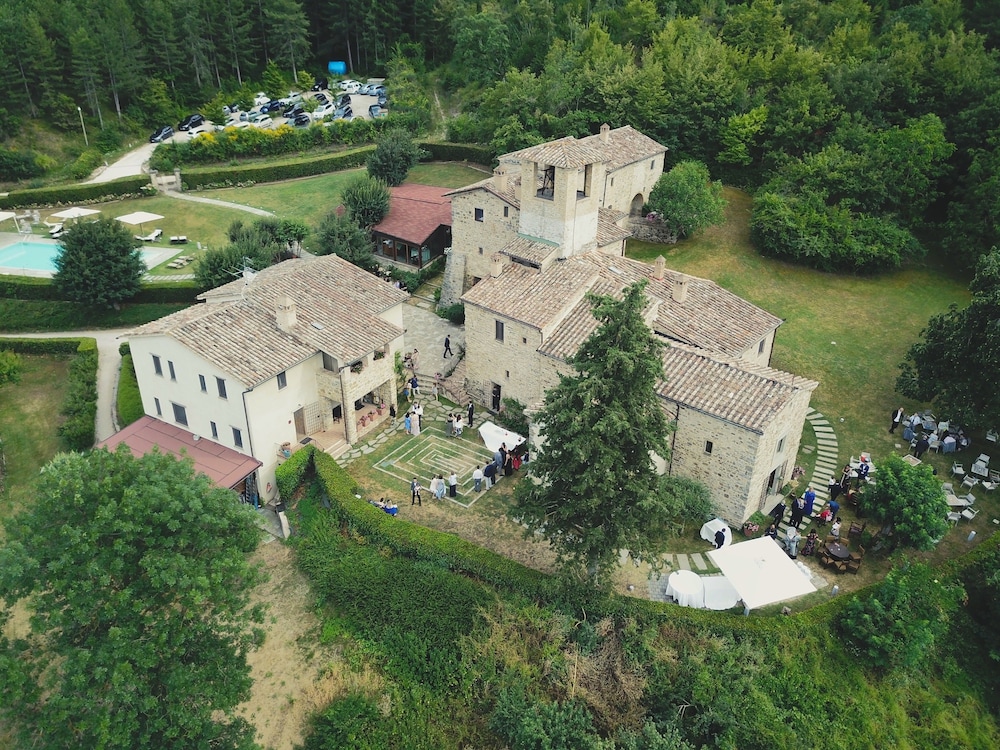 Abbazia San Faustino Residenza d’Epoca — Pietralunga — photo 2