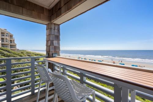 4465 Windswept Villa by Akers Ellis Rentals — 4-Star Luxury Hotel in Kiawah Island, United States