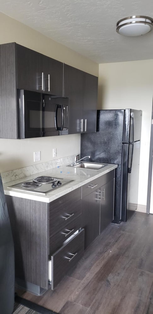 Simple Suites Boise Airport - photo 11