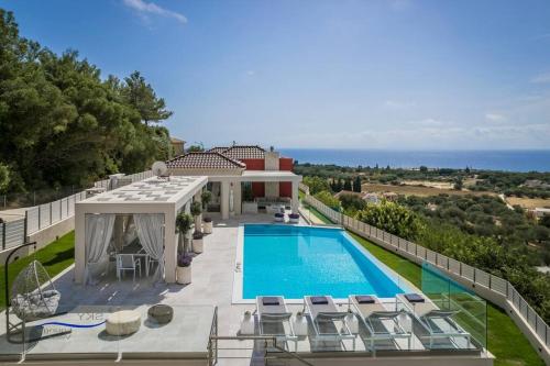 Casa Laura Sky Lounge Villas — 4-Star Luxury Hotel in Kefalonia, Greece